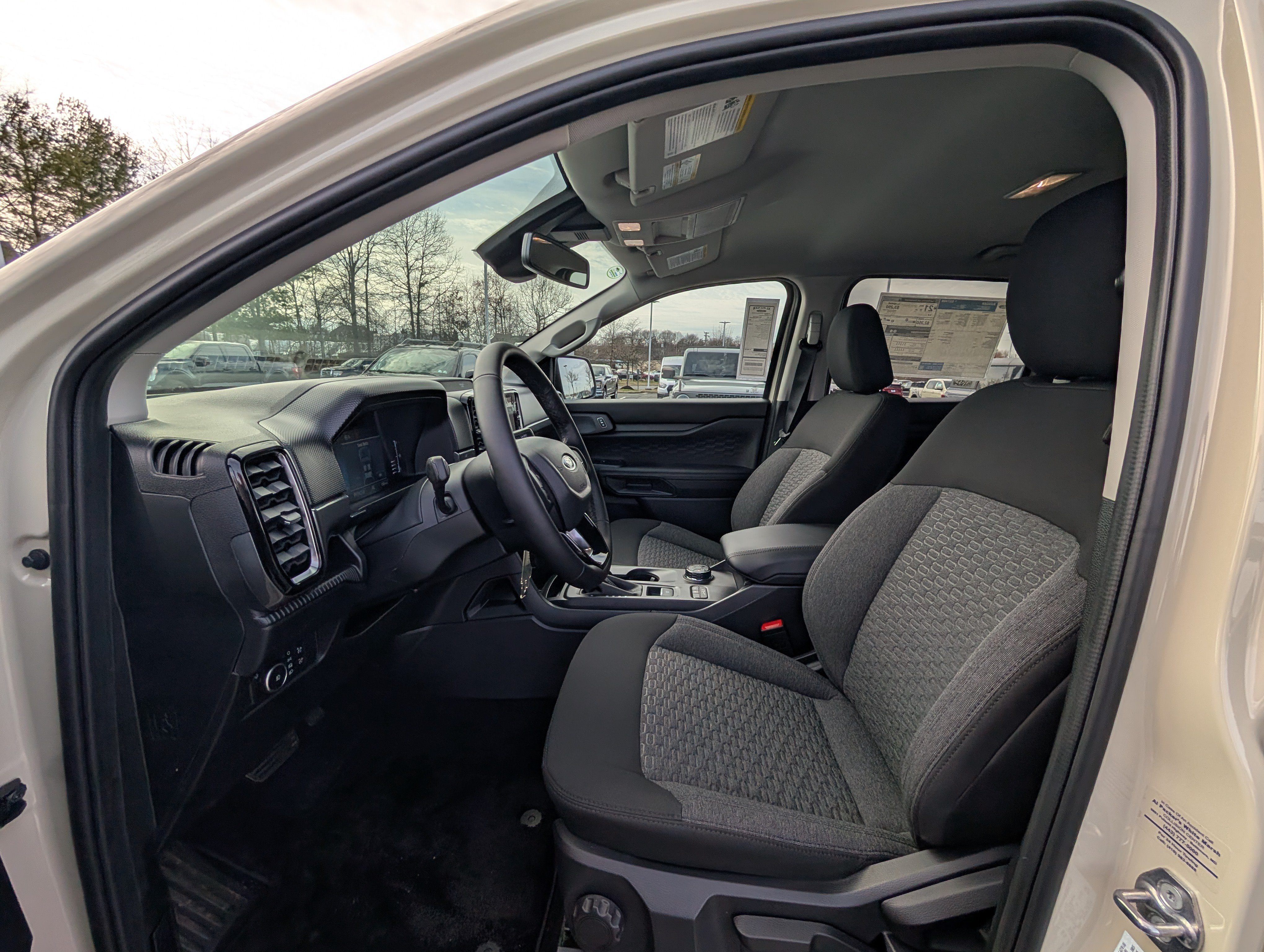 New 2026 Ford Ranger XLT w/ FX4 Off-Road Package AWD/4WD image 10