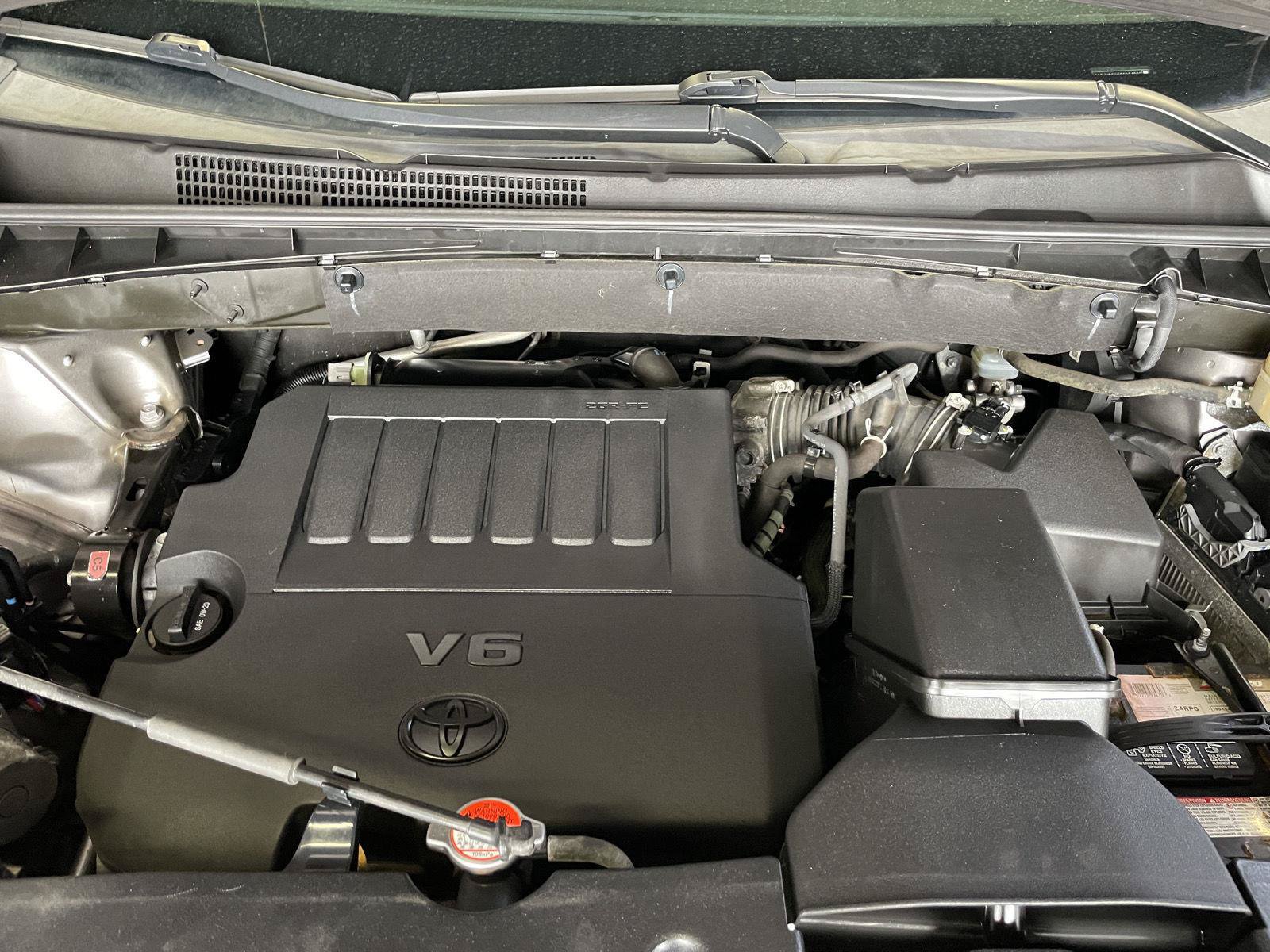 Used 2016 Toyota Highlander XLE AWD/4WD image 13