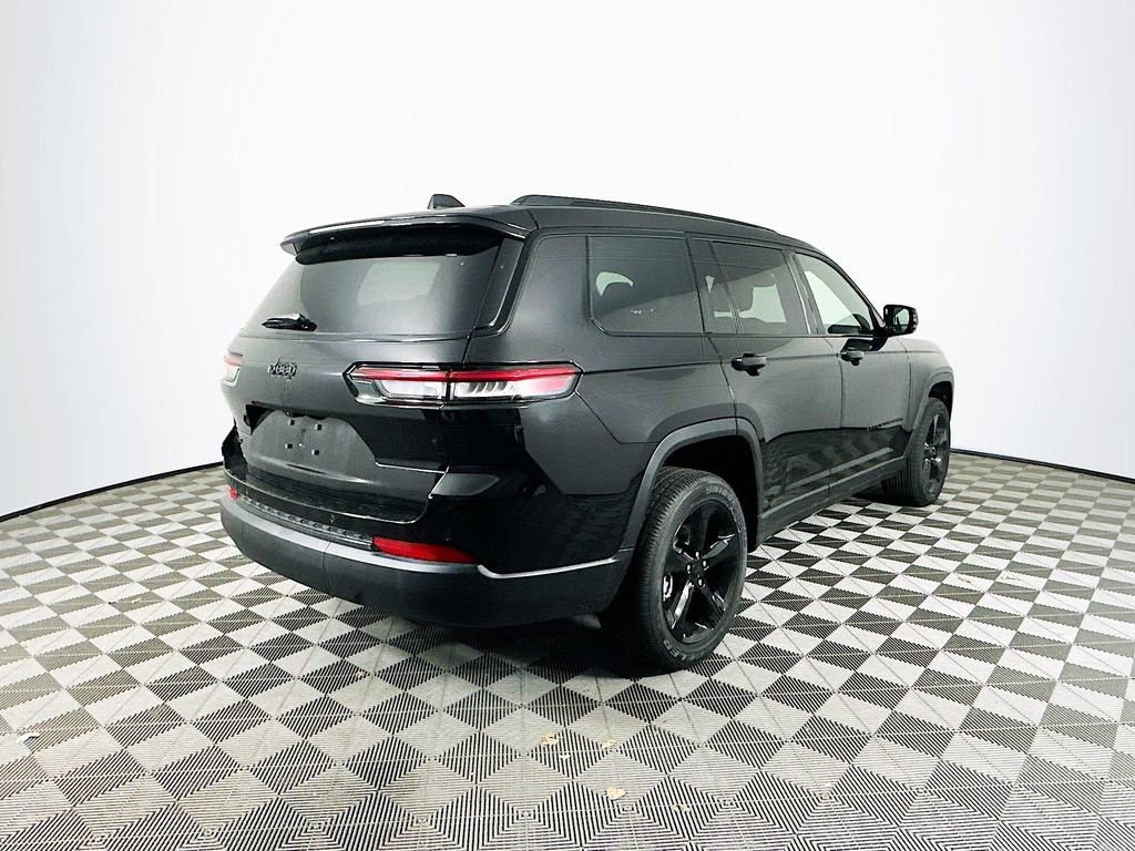 New 2025 Jeep Grand Cherokee L Altitude image 10