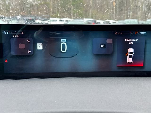 Certified 2025 Ford Expedition Platinum image 31