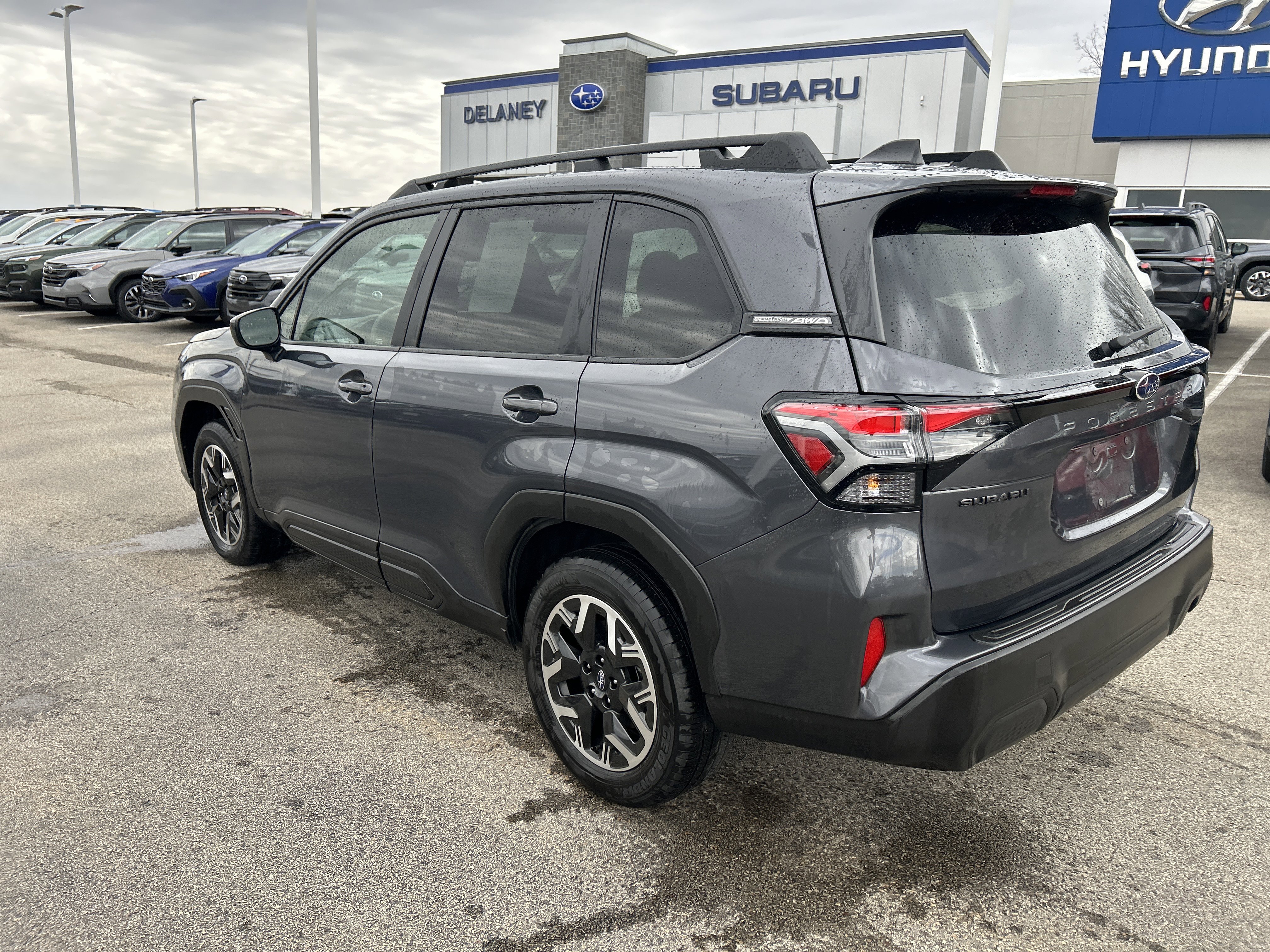 Used 2025 Subaru Forester Premium w/ Convenience Package #1 image 12