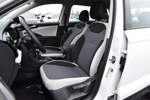 Used 2025 Volkswagen Taos S AWD/4WD image 19