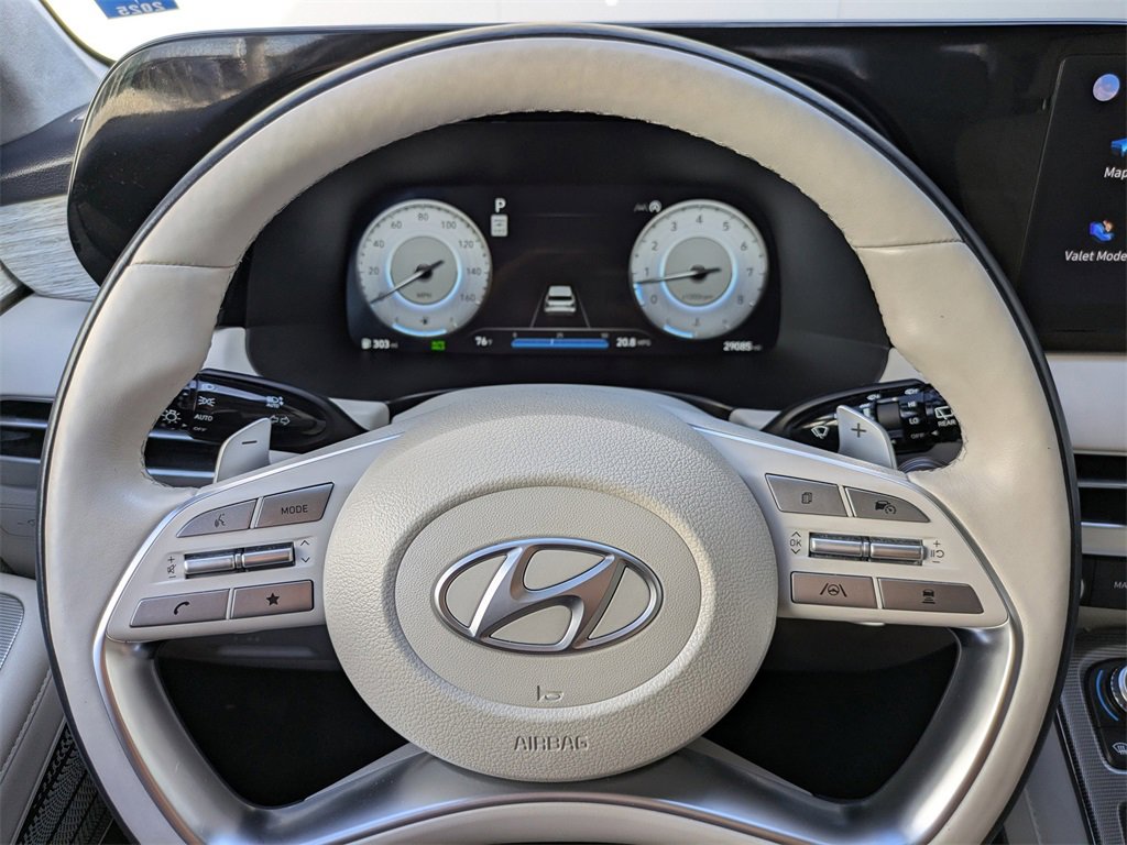 Used 2023 Hyundai Palisade Calligraphy image 30