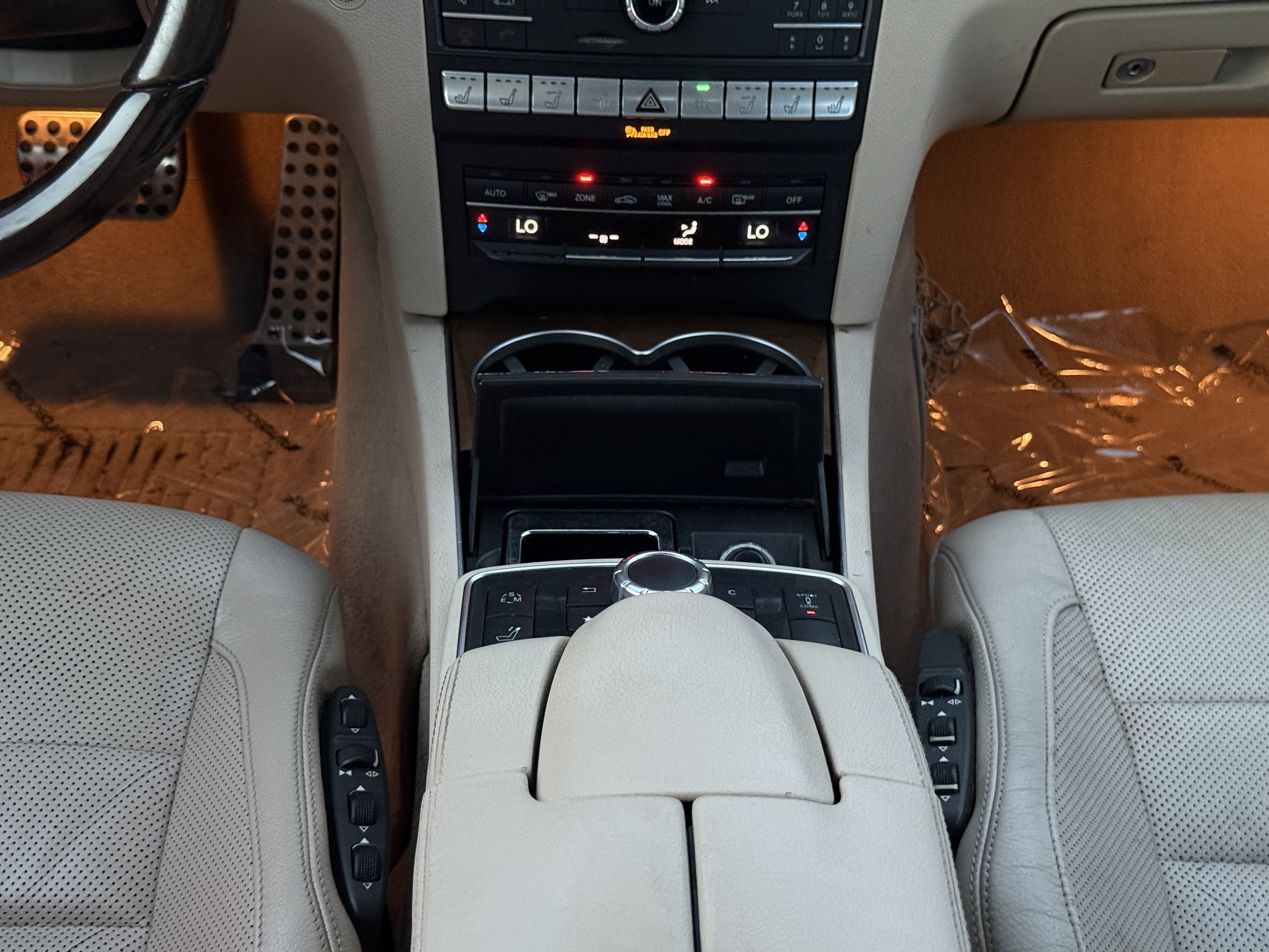 Used 2016 Mercedes-Benz E 550 Cabriolet w/ Premium 2 Package image 27