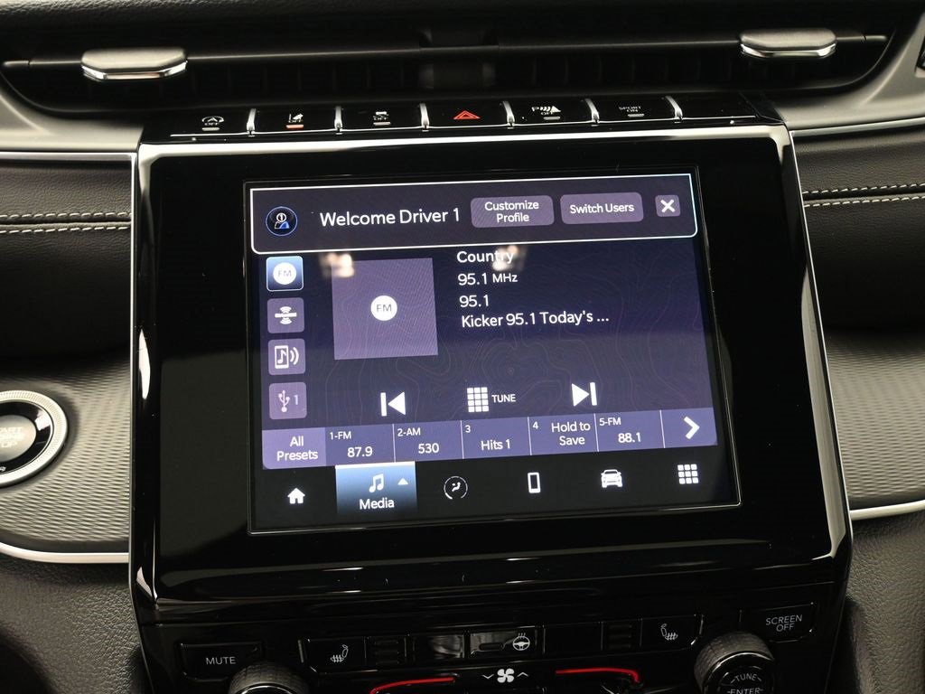 New 2025 Jeep Grand Cherokee L Laredo w/ Luxury Tech Group I image 32