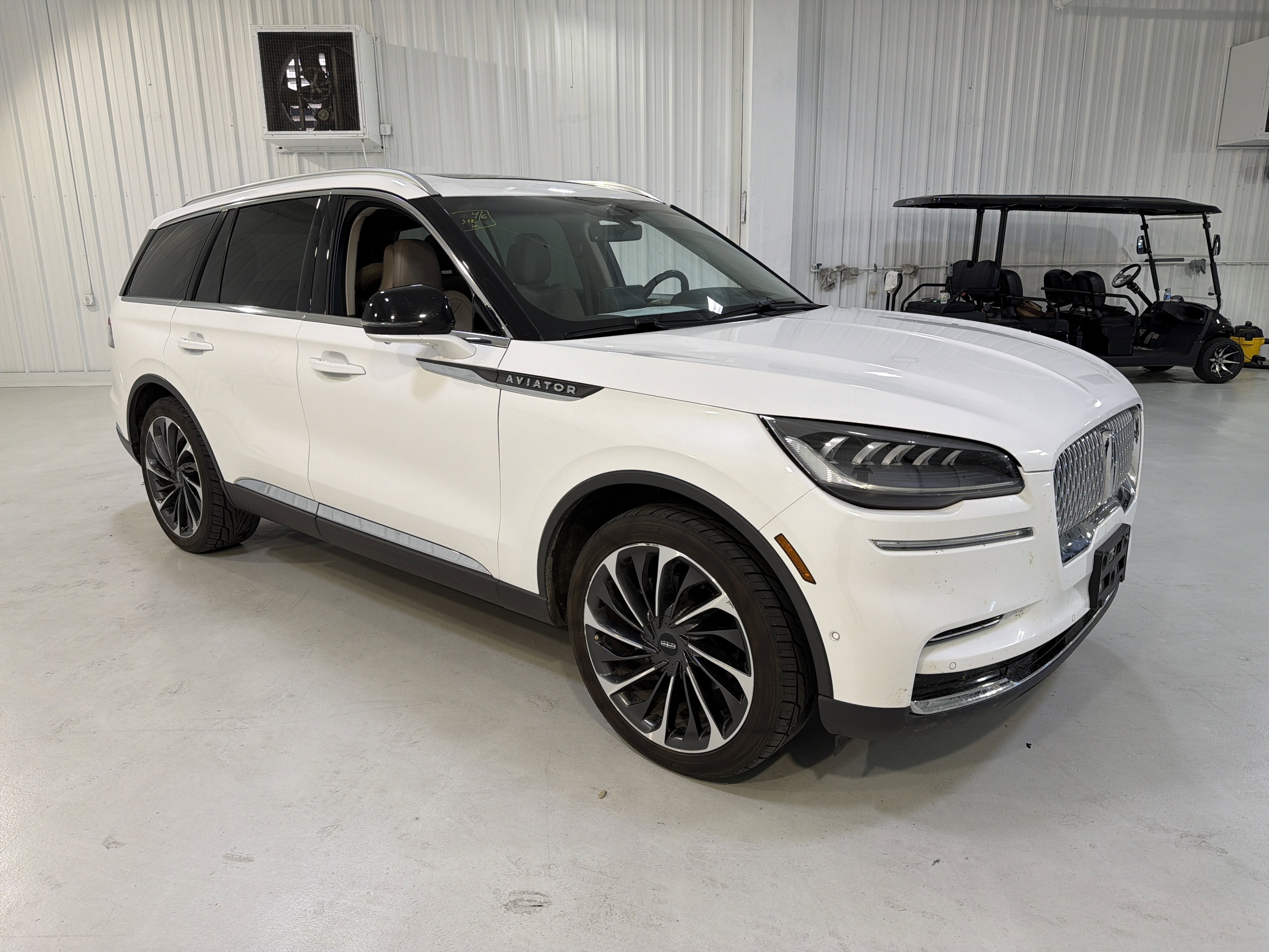Used 2022 Lincoln Aviator Reserve w/ Equipment Group 201A image 7