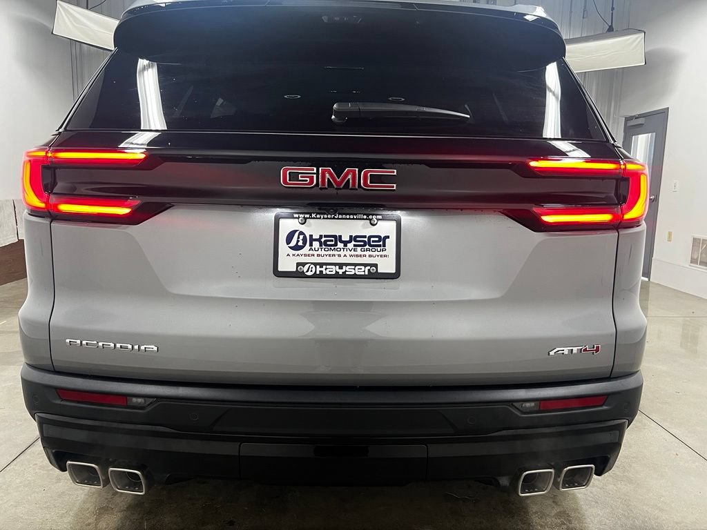 New 2026 GMC Acadia AT4 w/ Luxury Package AWD/4WD image 4