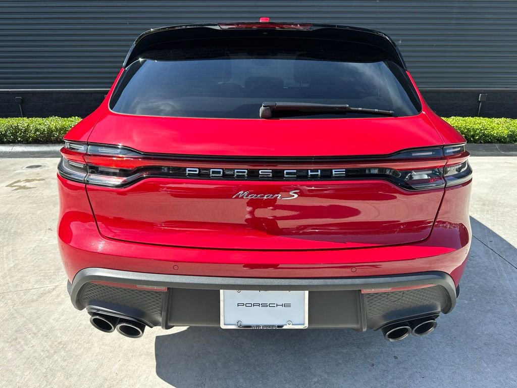 Certified 2024 Porsche Macan S image 12