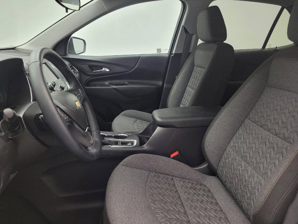 Used 2024 Chevrolet Equinox LT w/ LPO, Floor Liner Package FWD image 17