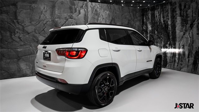 New 2026 Jeep Compass Latitude image 20