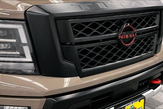 Used 2024 Nissan Titan PRO-4X w/ Pro-4x Utility Package AWD/4WD image 35