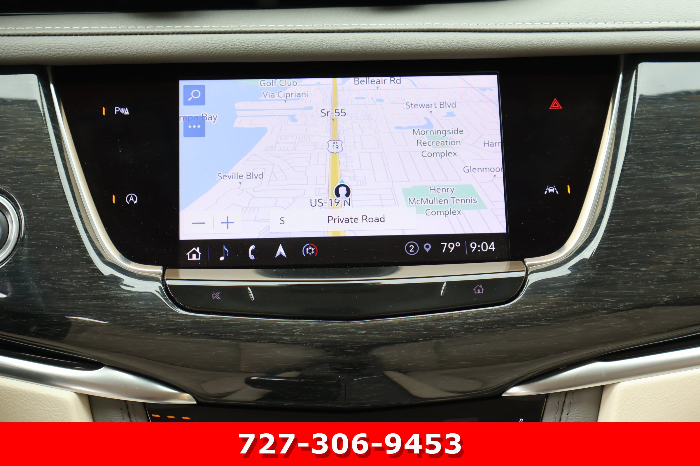 Used 2023 Cadillac XT6 Premium Luxury FWD image 3