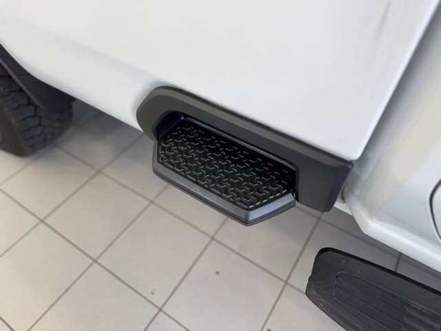 Certified 2022 Chevrolet Silverado 3500 LTZ image 39