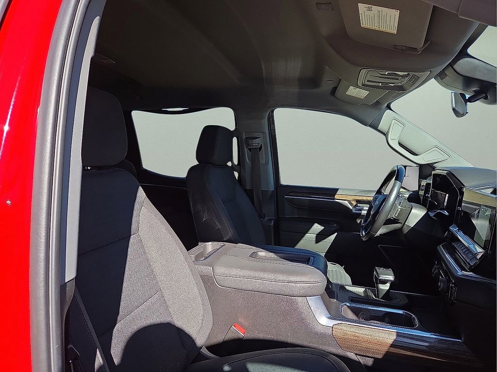 Used 2022 Chevrolet Silverado 1500 LT image 12