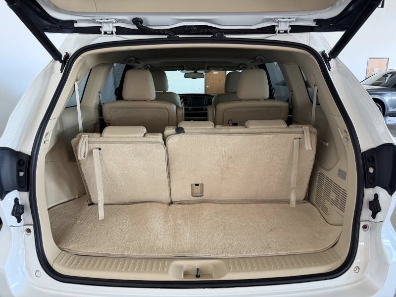 Used 2014 Toyota Highlander Limited FWD image 13