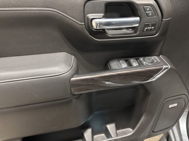 Used 2020 Chevrolet Silverado 1500 LTZ AWD/4WD image 17