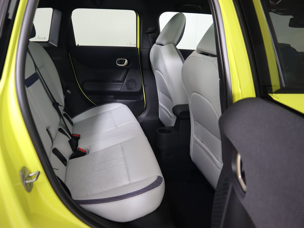 New 2026 MINI Cooper 4-Door Hardtop image 24