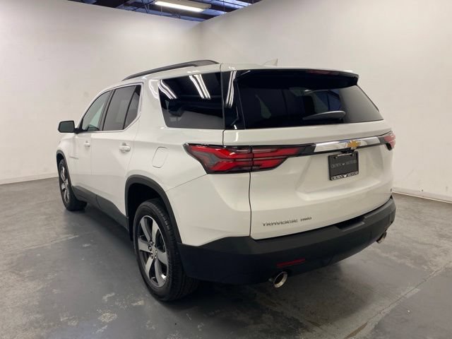 Certified 2023 Chevrolet Traverse LT w/ LT Premium Package AWD/4WD image 4