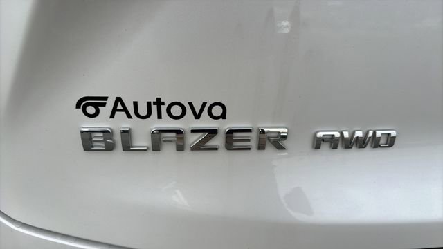 Used 2023 Chevrolet Blazer Premier w/ Driver Confidence II Package image 31