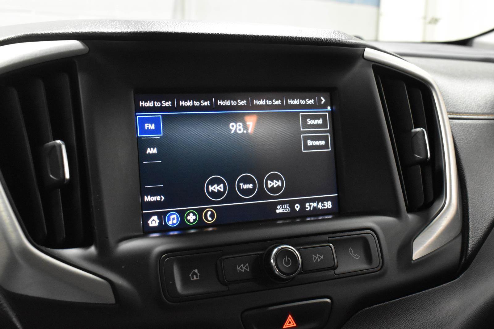 Used 2020 GMC Terrain SLE w/ Driver Convenience Package AWD/4WD image 15