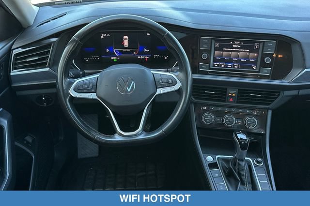 Used 2023 Volkswagen Jetta SE w/ Panoramic Sunroof Package FWD image 15