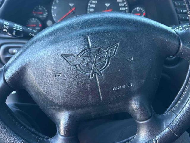 Used 2004 Chevrolet Corvette Coupe w/ Preferred Equipment Group image 15