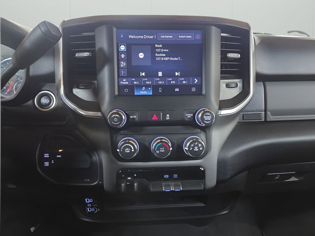 Used 2024 RAM 3500 Big Horn image 16