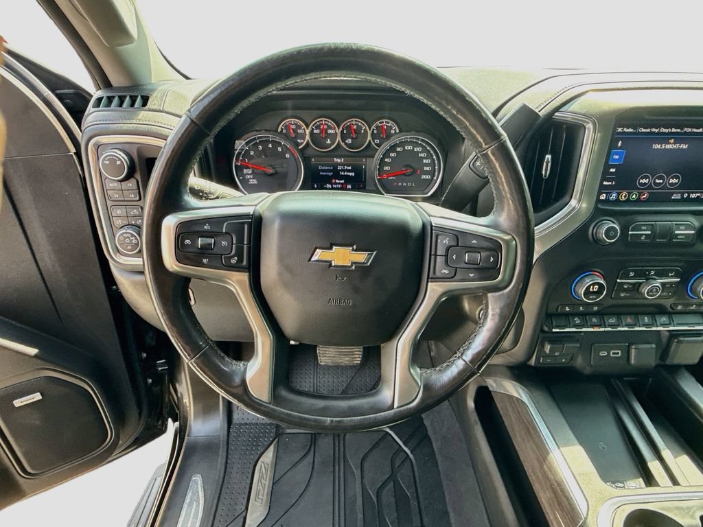 Used 2019 Chevrolet Silverado 1500 LTZ w/ LTZ Convenience Package AWD/4WD image 11