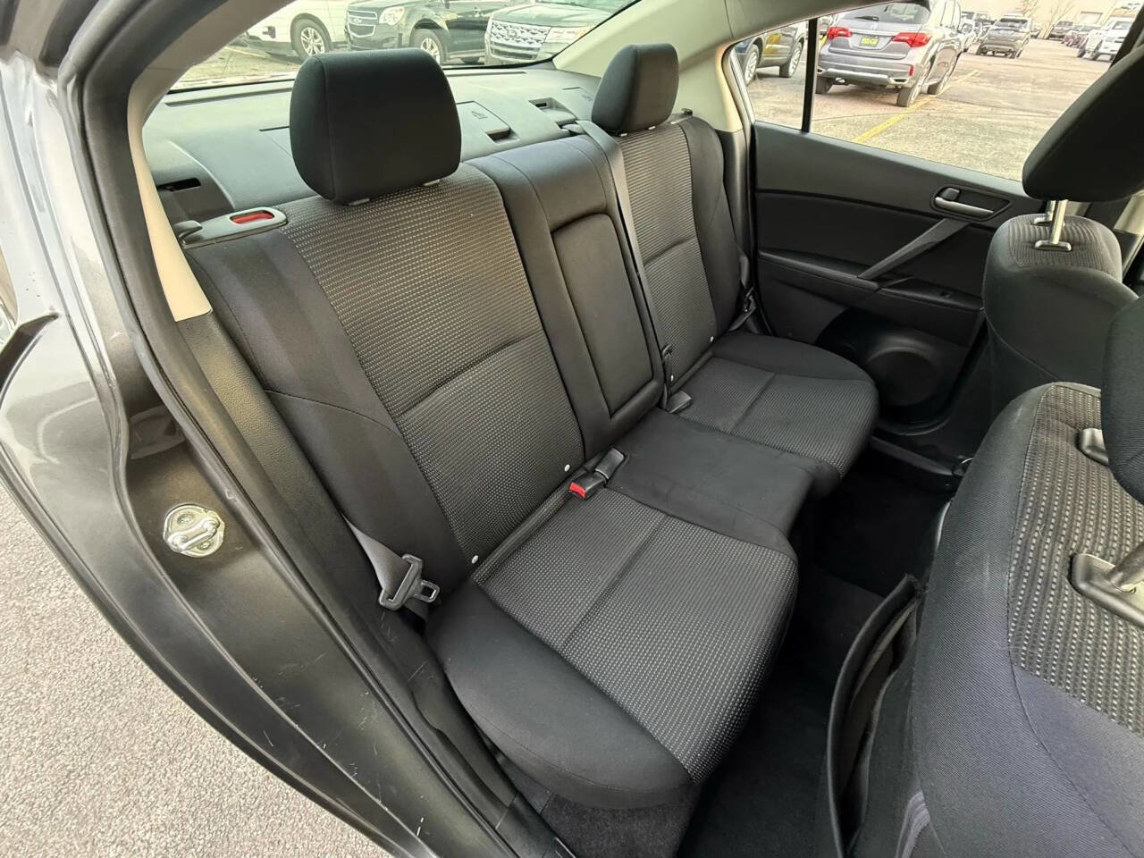 Used 2012 MAZDA MAZDA3 i Touring image 10