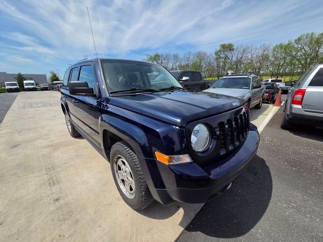 Used 2015 Jeep Patriot Sport w/ Power Value Group image 16