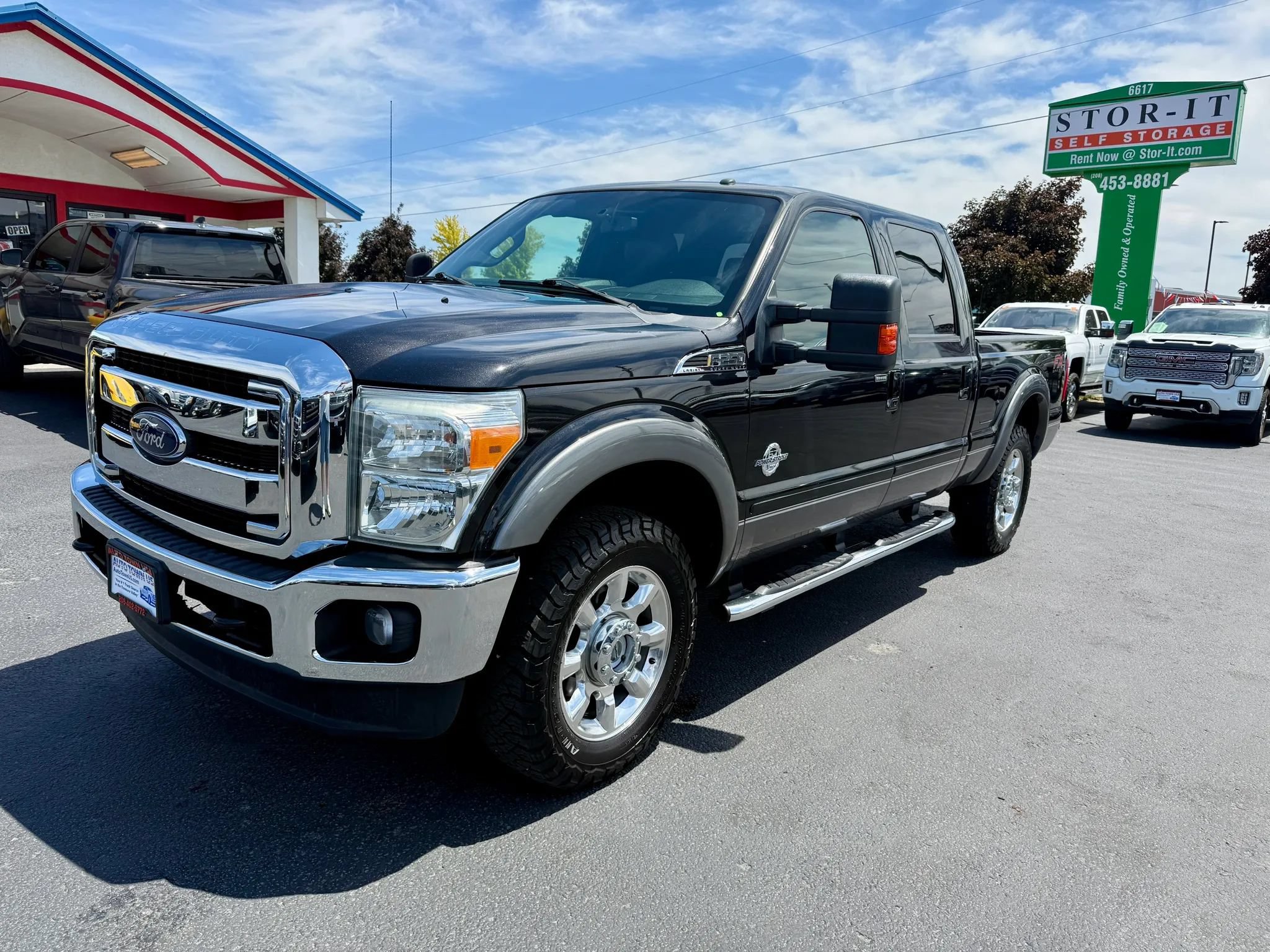 Used 2014 Ford F250 Lariat w/ Lariat Ultimate Package AWD/4WD image 1