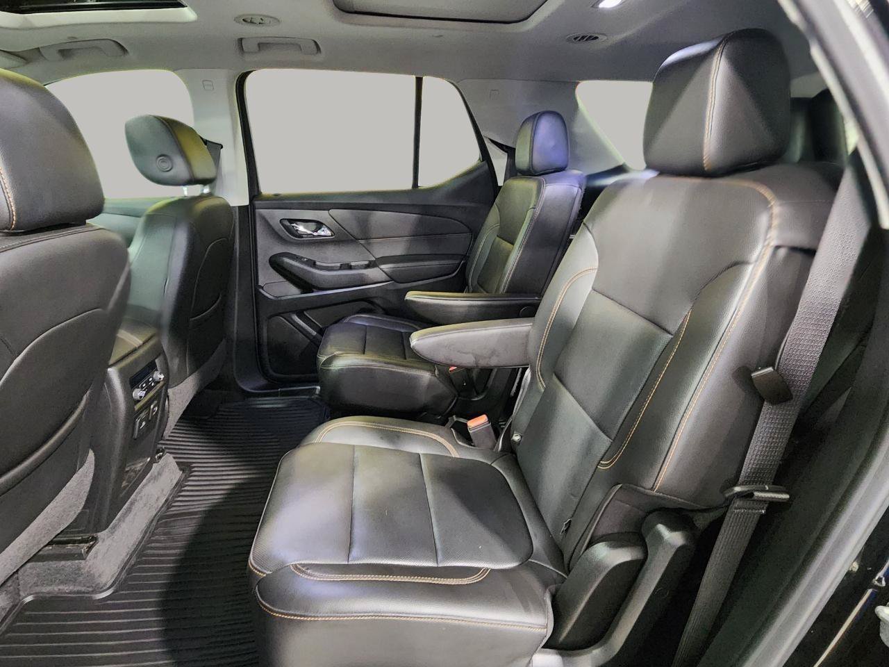 Used 2020 Chevrolet Traverse Premier w/ Redline Edition AWD/4WD image 26