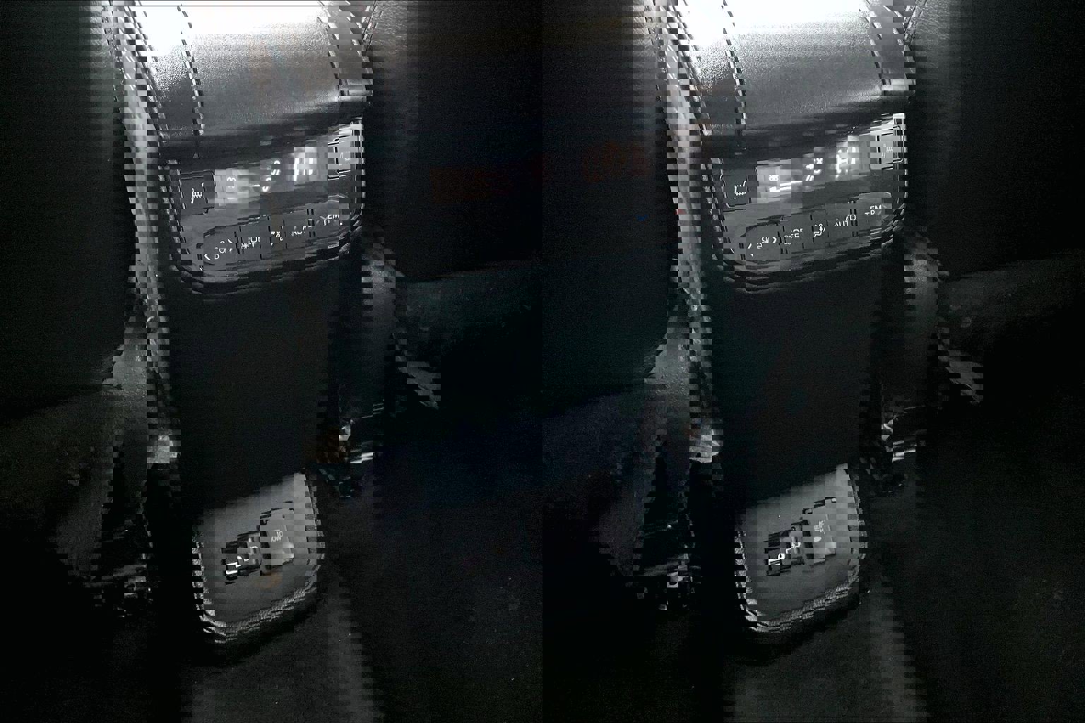 Used 2023 Toyota Highlander Platinum image 34