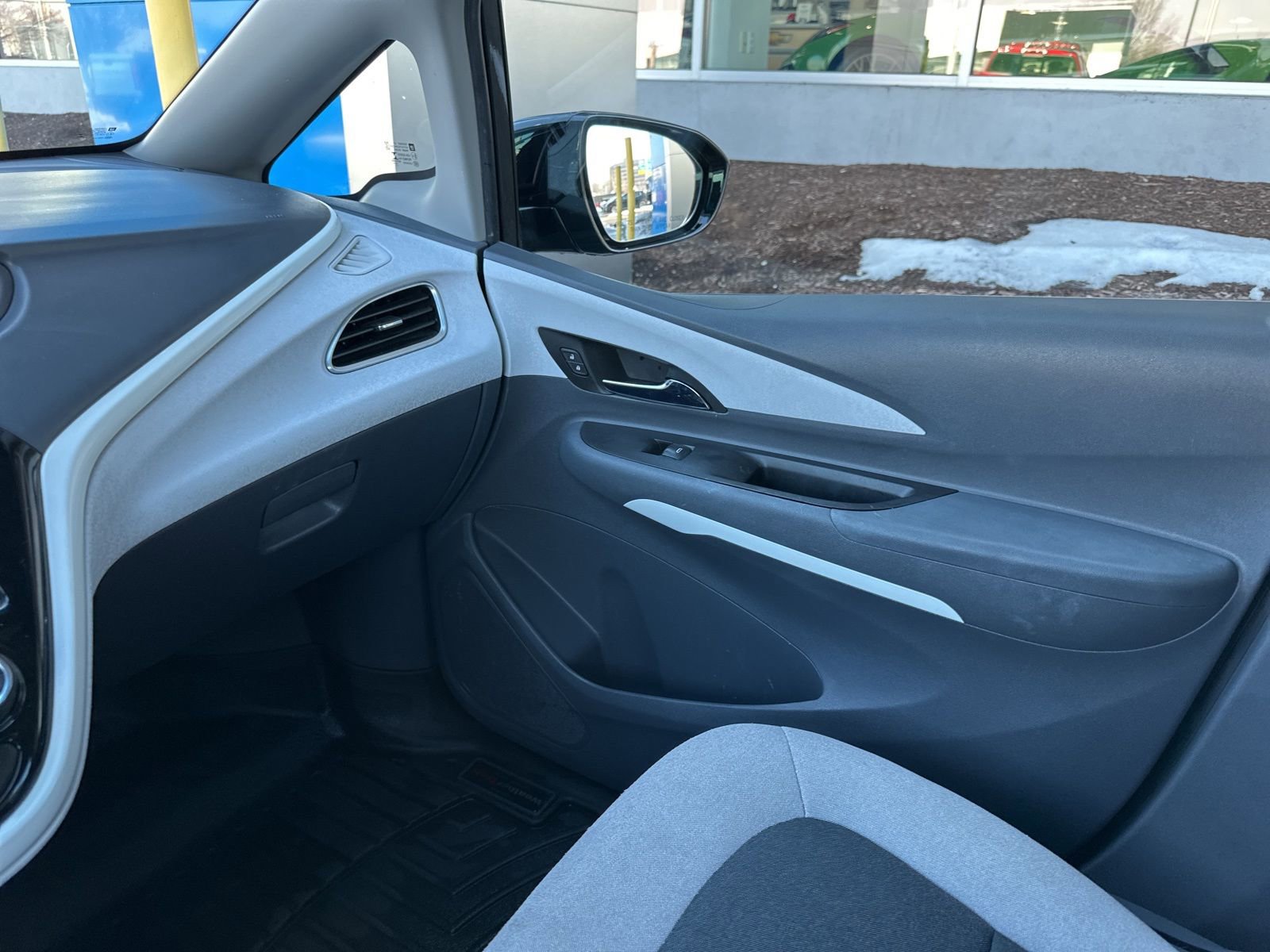 Used 2019 Chevrolet Bolt LT image 34