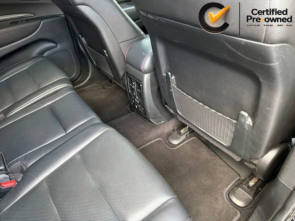 Certified 2022 Dodge Durango R/T w/ Blacktop Package AWD/4WD image 31