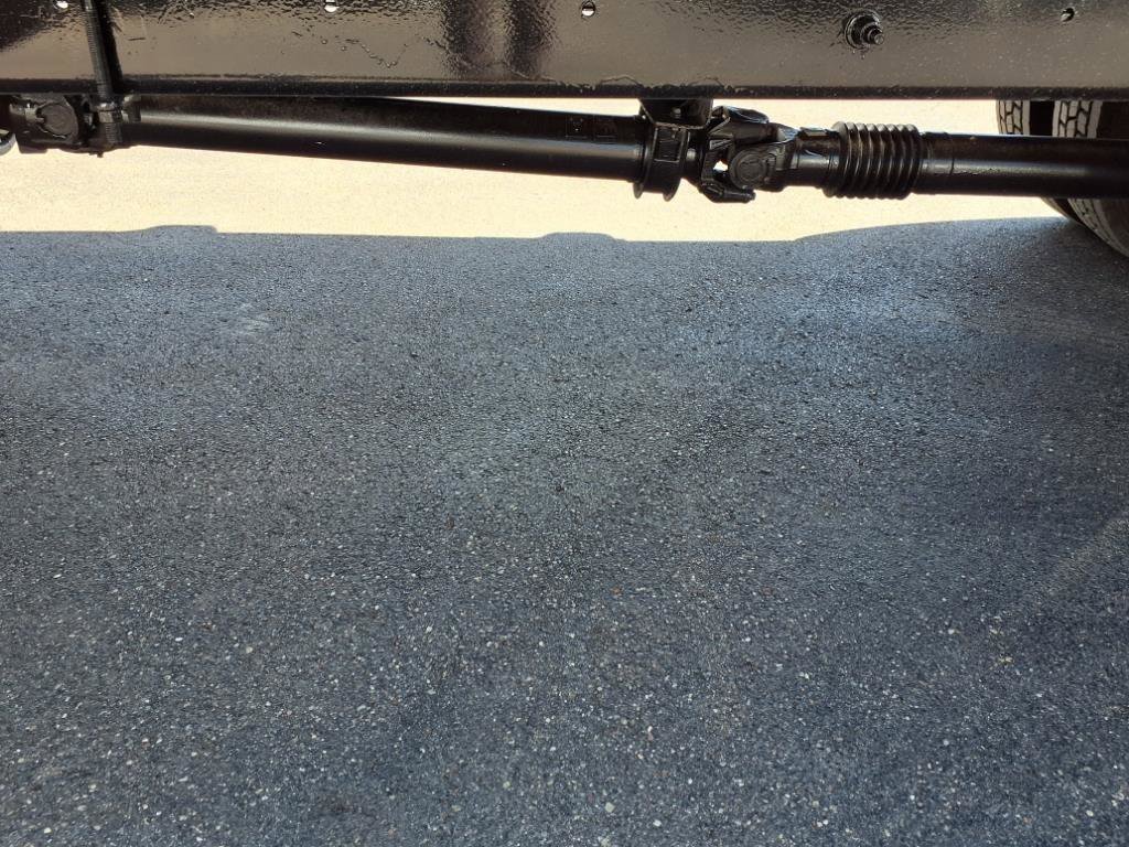 Used 2017 Ford F750 2WD Regular Cab Super Duty image 20