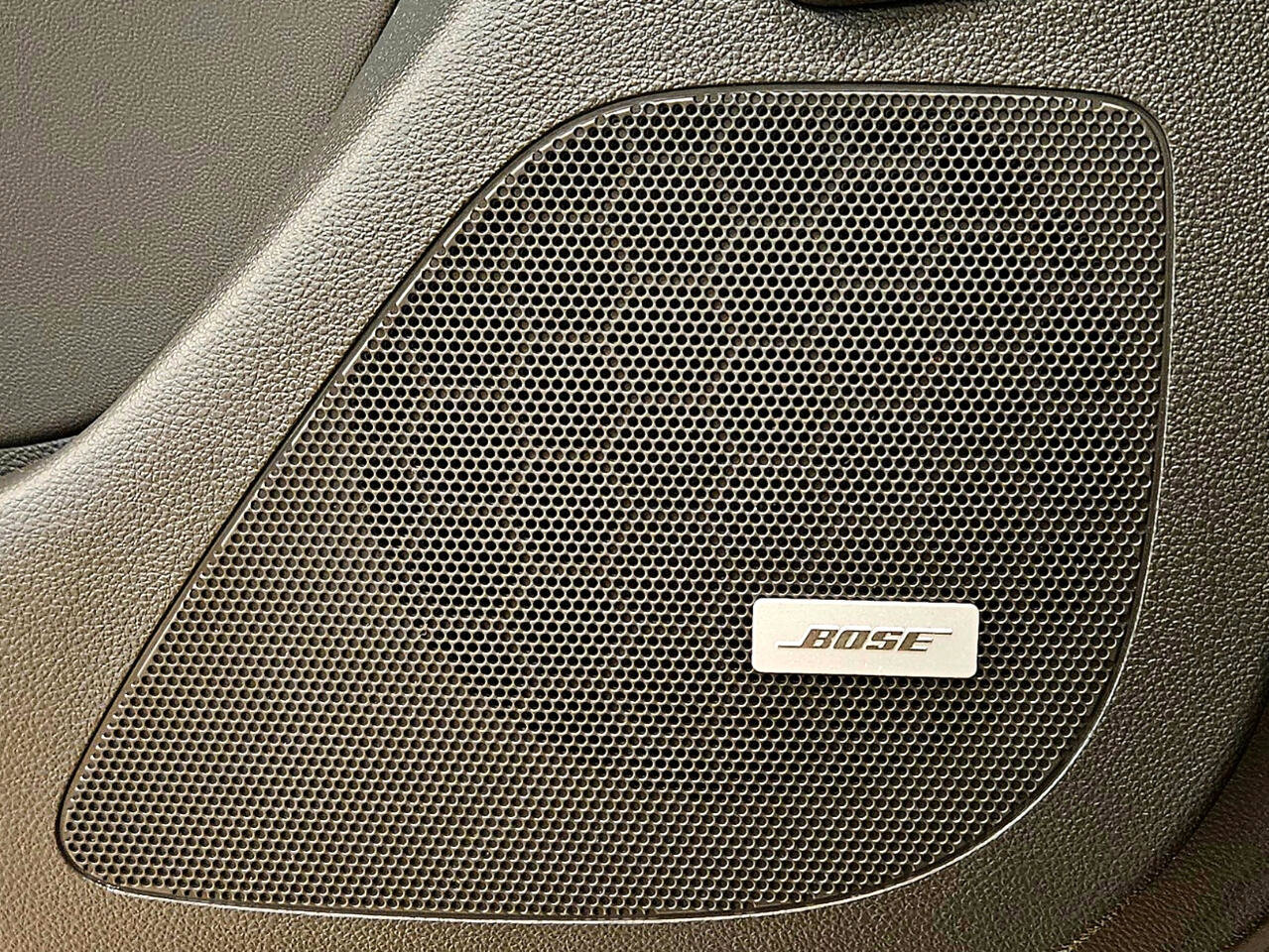 Used 2015 Buick LaCrosse Premium w/ Driver Confidence Package #1 image 28