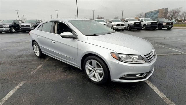Used 2015 Volkswagen CC Sport image 2