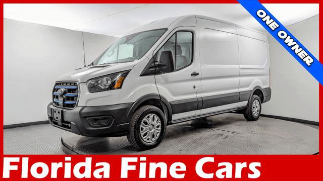 Used 2022 Ford E-Transit Medium Roof image 1