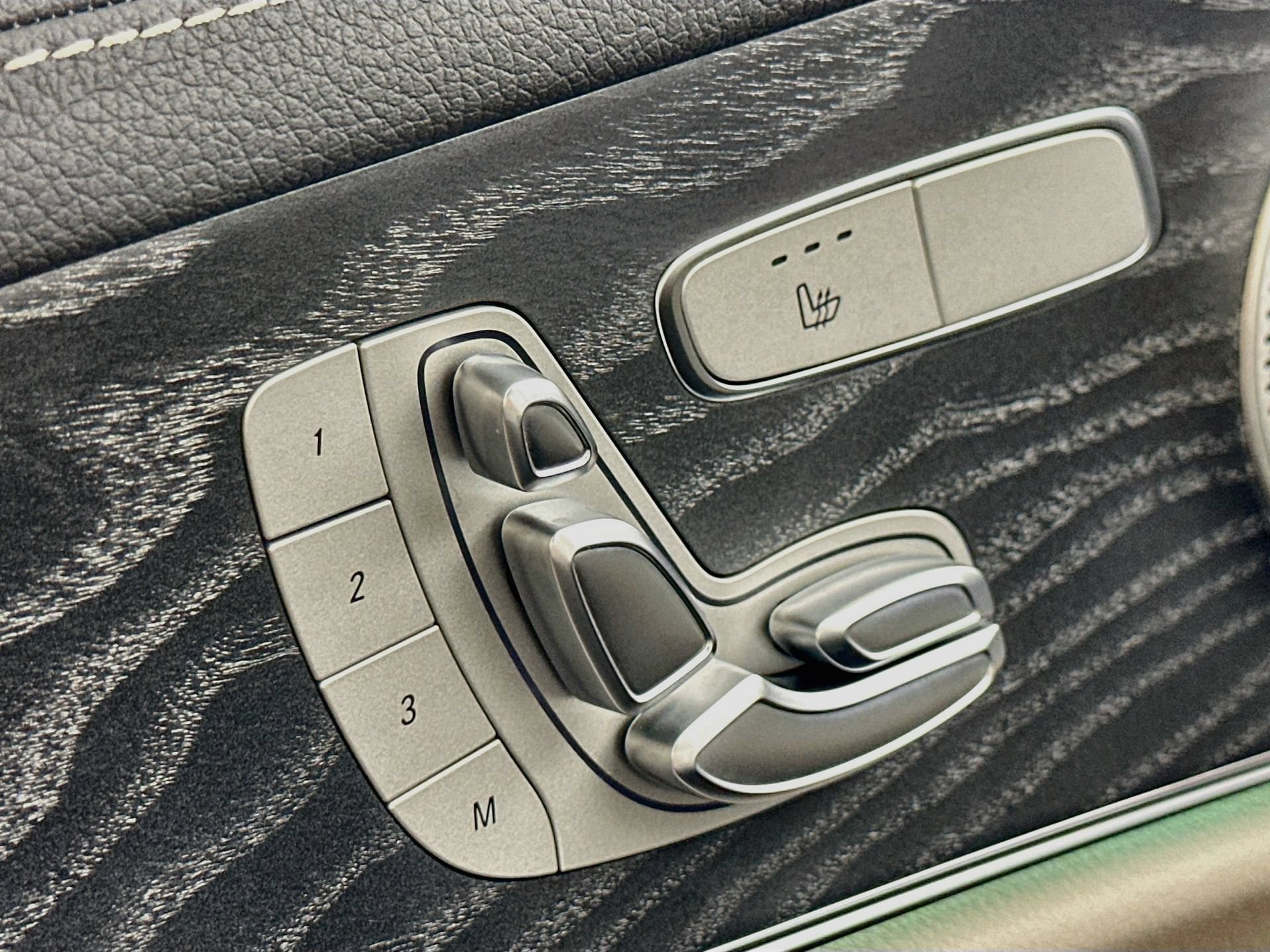 Used 2023 Mercedes-Benz E 450 4MATIC Coupe image 22