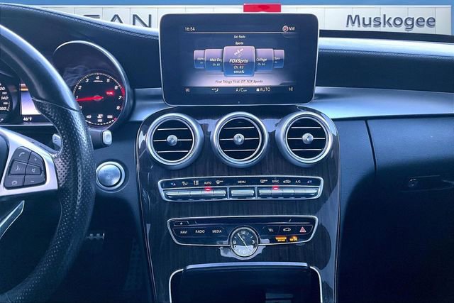 Used 2017 Mercedes-Benz C 300 4MATIC Sedan image 9