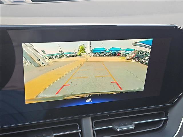 New 2026 Chevrolet Trax LT w/ Sunroof Package FWD image 13