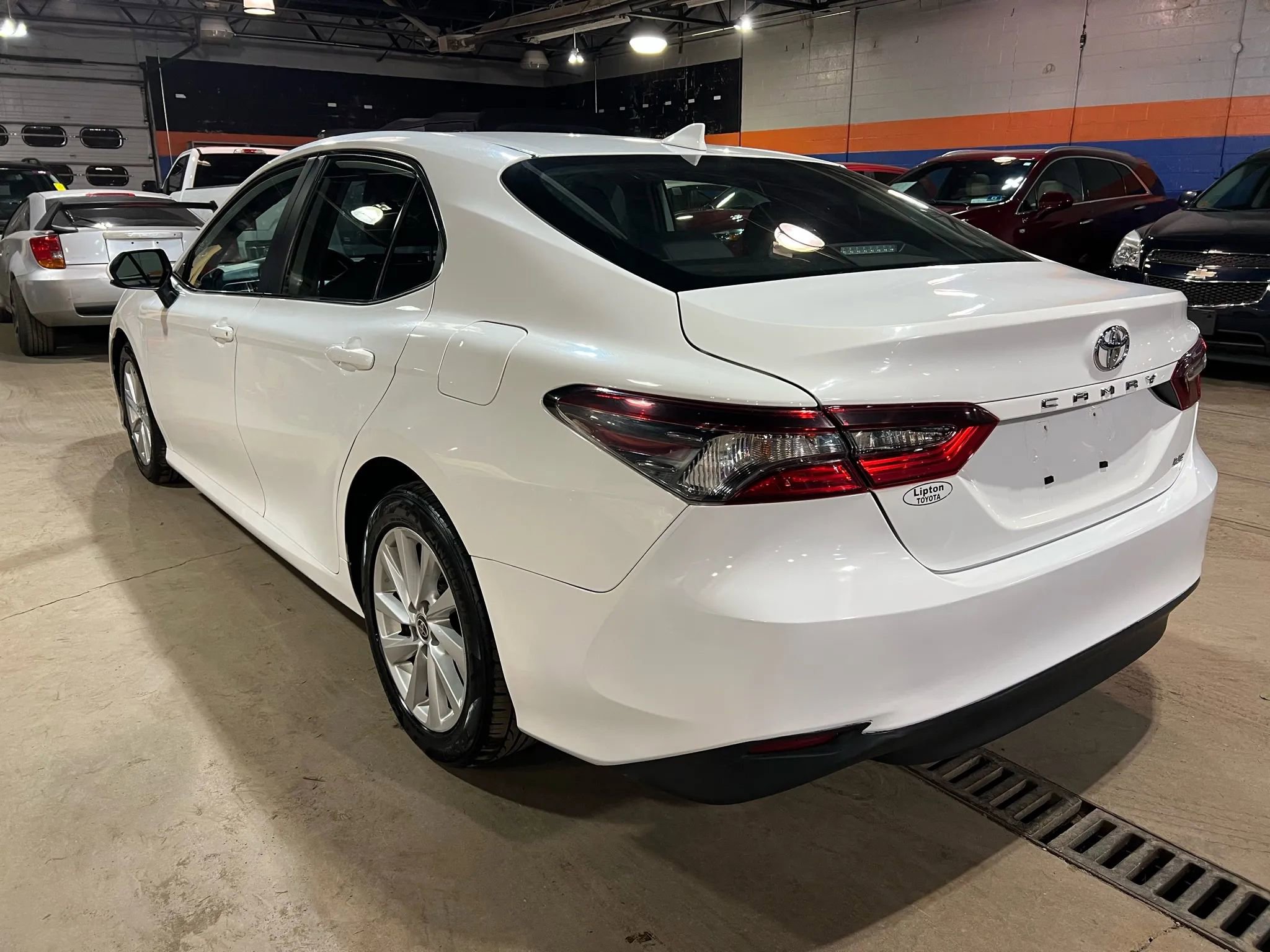 Used 2023 Toyota Camry LE image 5