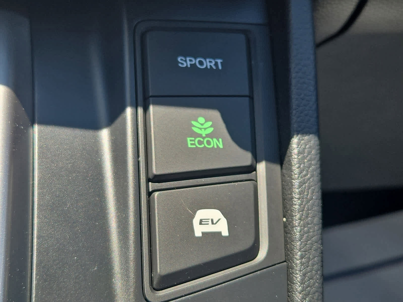 Used 2020 Honda CR-V Touring image 26
