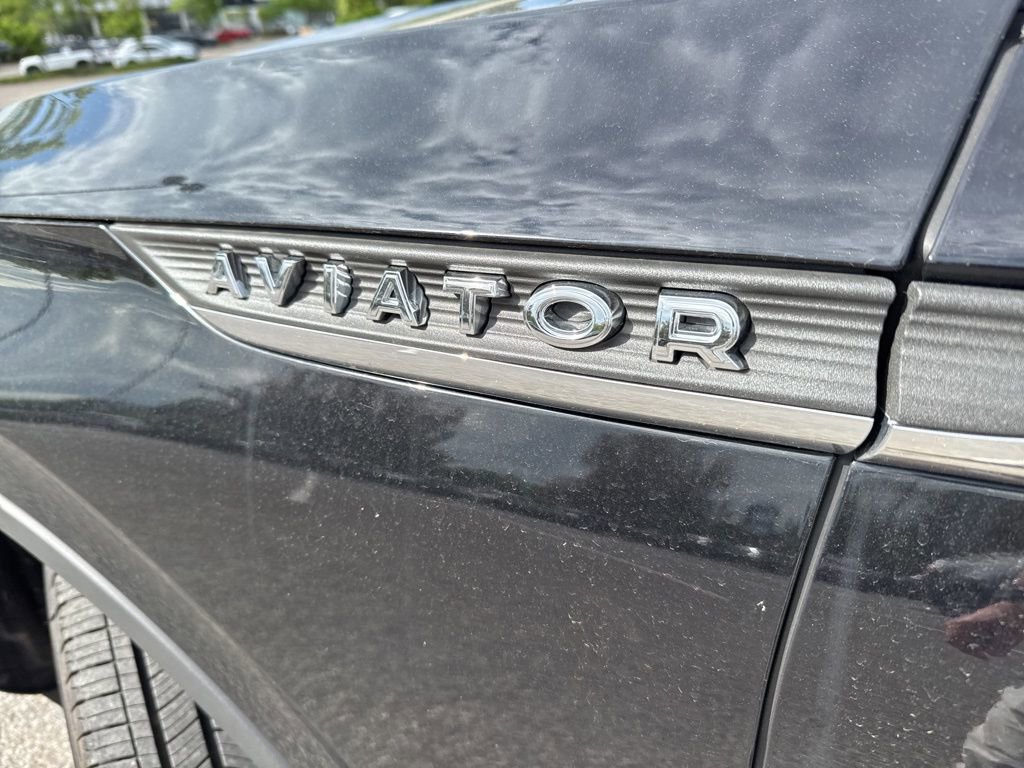Used 2023 Lincoln Aviator Reserve w/ Equipment Group 201A AWD/4WD image 4