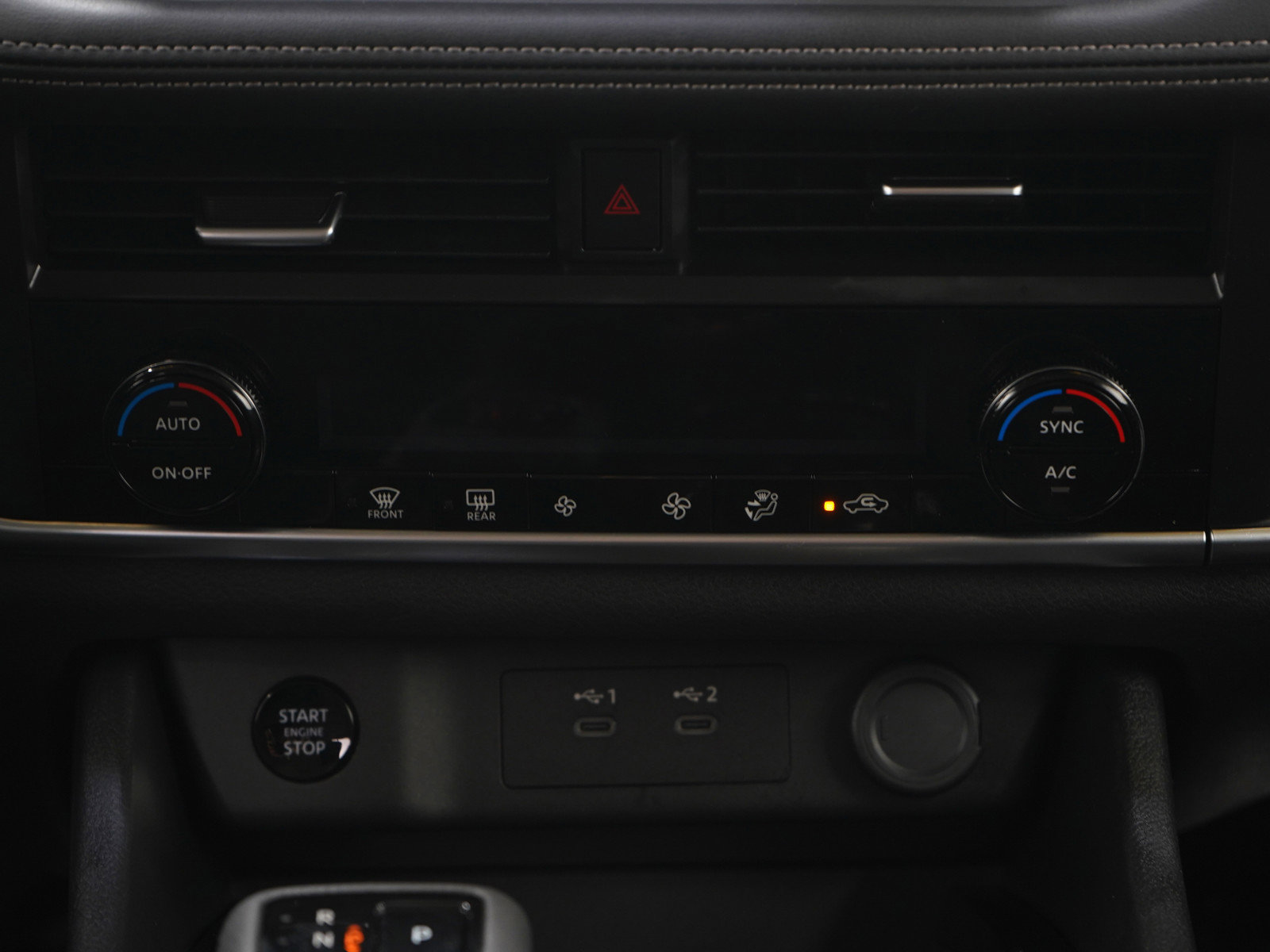 Used 2025 Nissan Rogue SV image 19