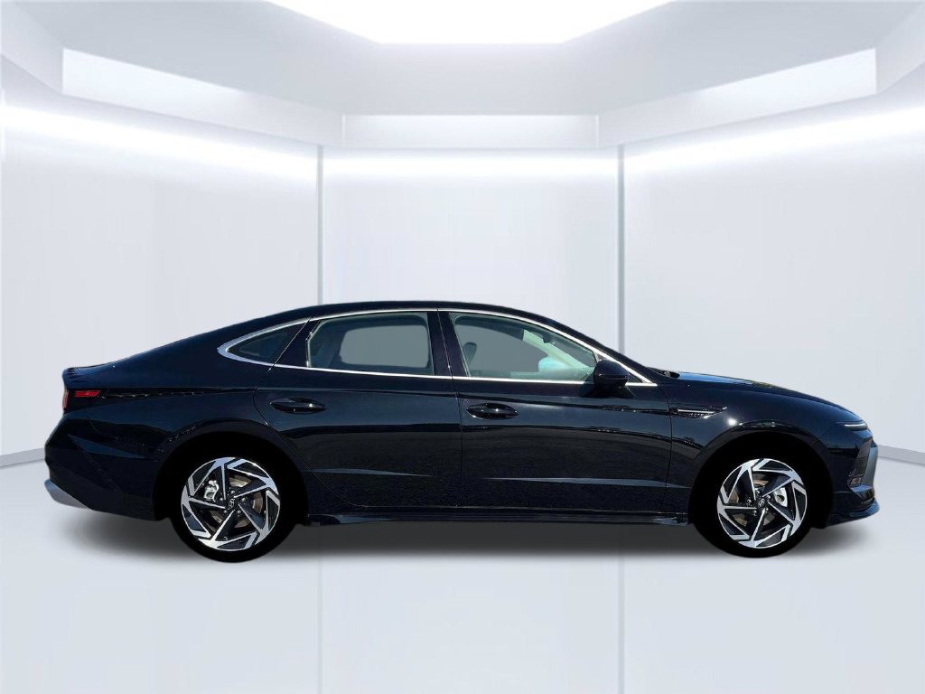 New 2026 Hyundai Sonata SEL FWD image 9