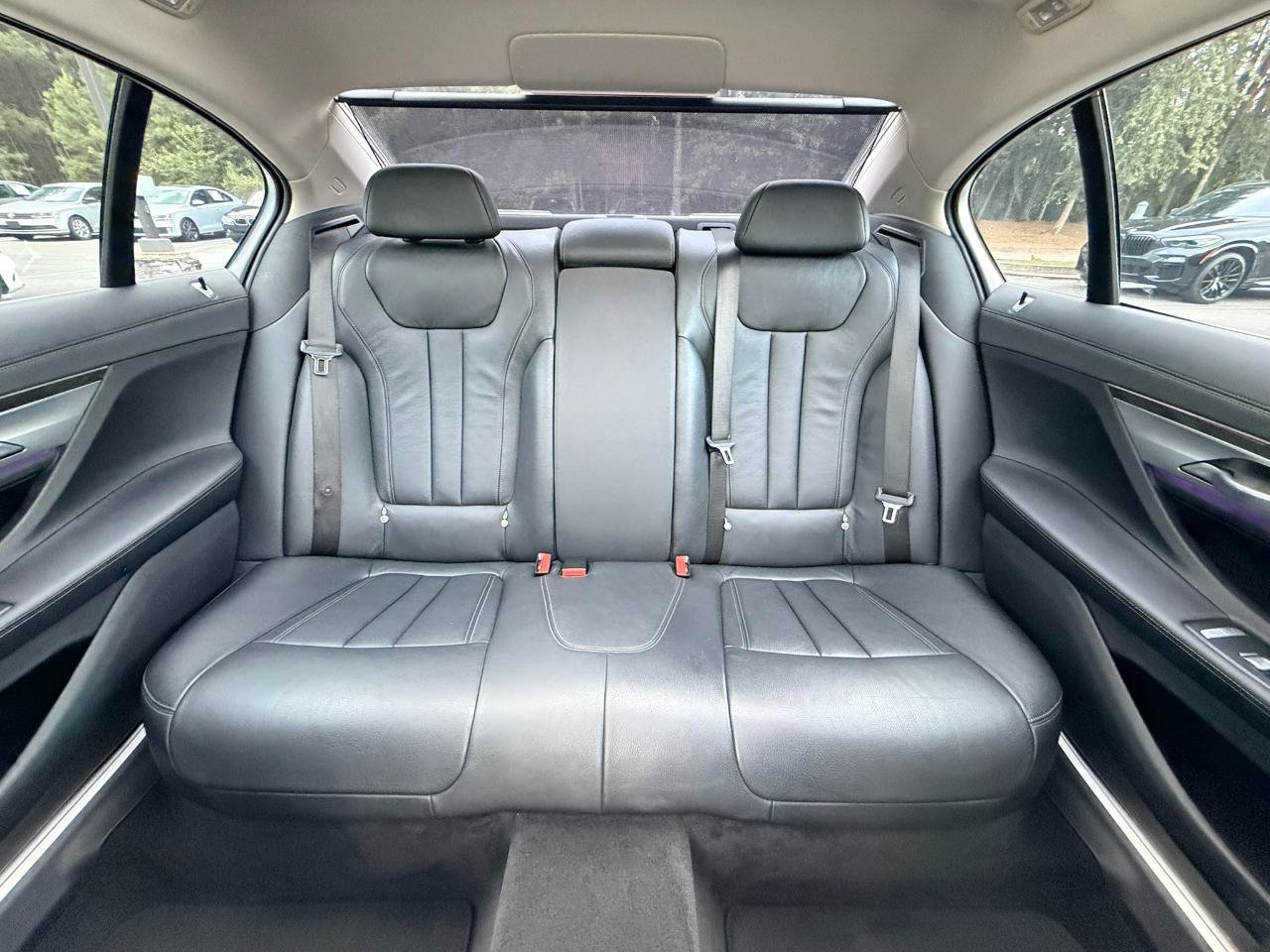 Used 2018 BMW 740i xDrive AWD/4WD image 16