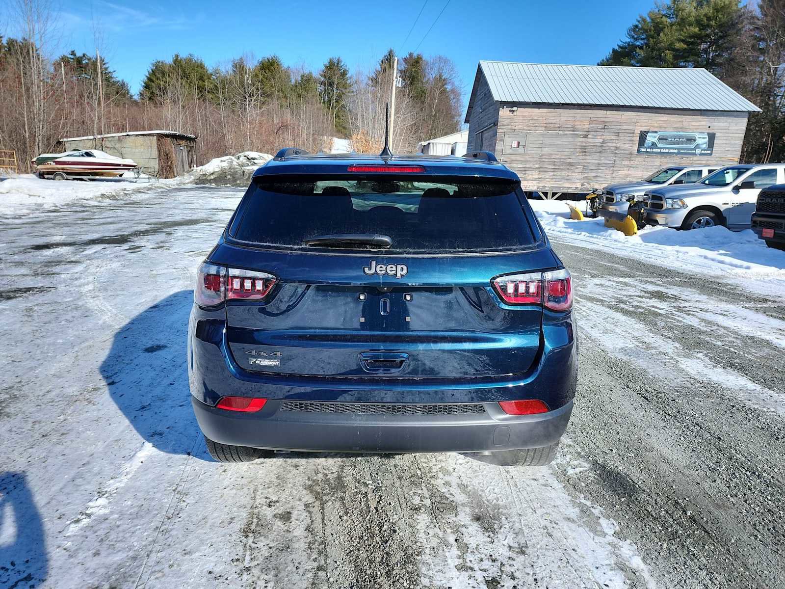 New 2026 Jeep Compass Latitude image 16