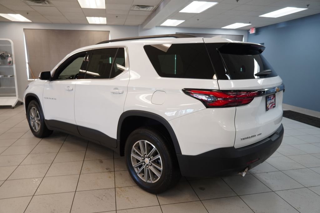 Used 2023 Chevrolet Traverse LT image 11